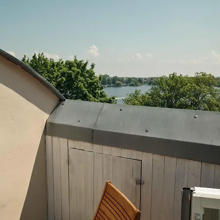 Seeblick-dachgeschoss In Historischer Zentral 4 Pax Apartamento Schwerin (Mecklenburg-Vorpommern)