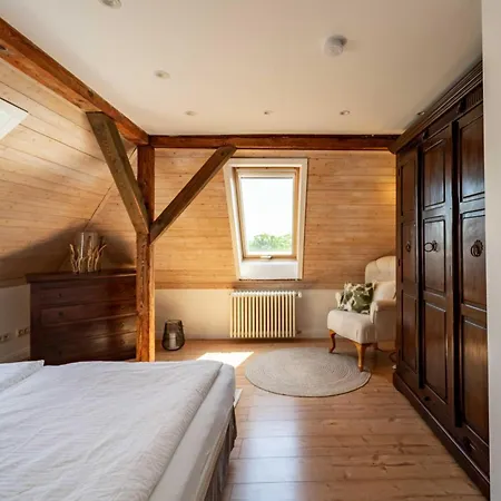 Apartamento Seeblick-dachgeschoss In Historischer Zentral 4 Pax *