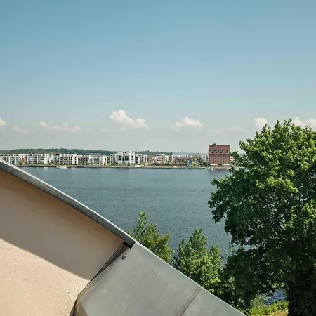 Apartamento Seeblick-dachgeschoss In Historischer Zentral 4 Pax Schwerin (Mecklenburg-Vorpommern)