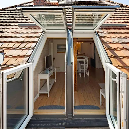 Apartamento Seeblick-dachgeschoss In Historischer Zentral 4 Pax *
