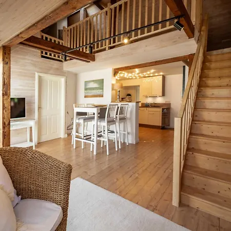 Apartamento Seeblick-dachgeschoss In Historischer Zentral 4 Pax