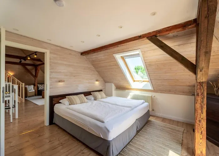Seeblick-dachgeschoss In Historischer Zentral 4 Pax Appartamento Schwerin (Mecklenburg-Vorpommern)